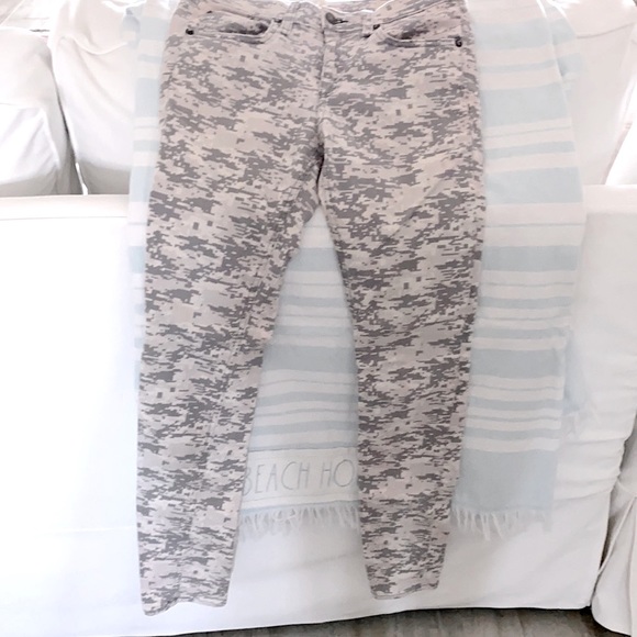 Rag & Bone Denim - Picture 4 of 11